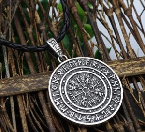 Vegvisir amuleto celtico